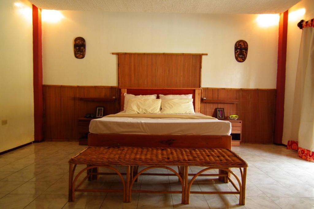 Cooper'S Beach Resort Lucbuan Szoba fotó