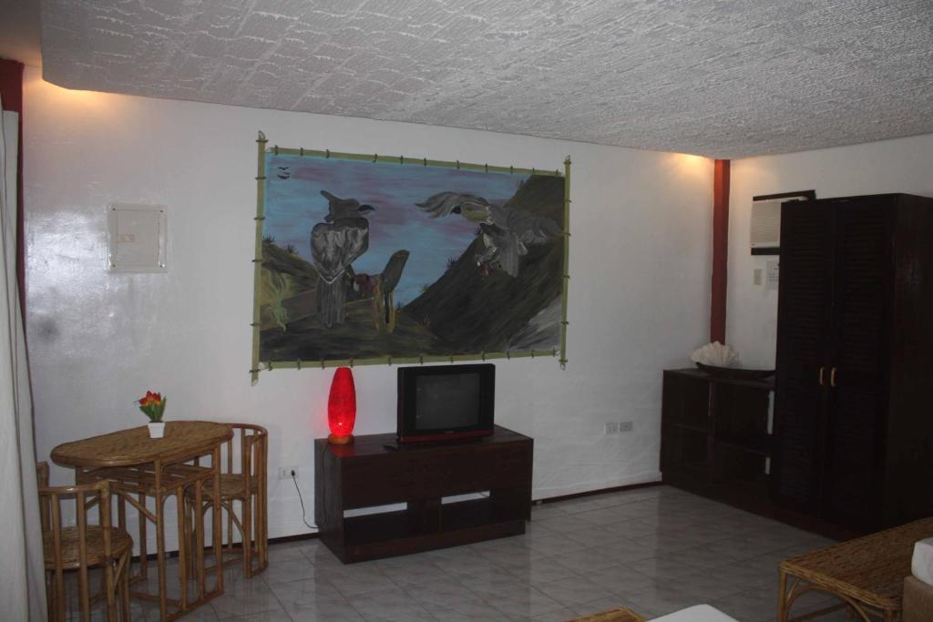 Cooper'S Beach Resort Lucbuan Kültér fotó