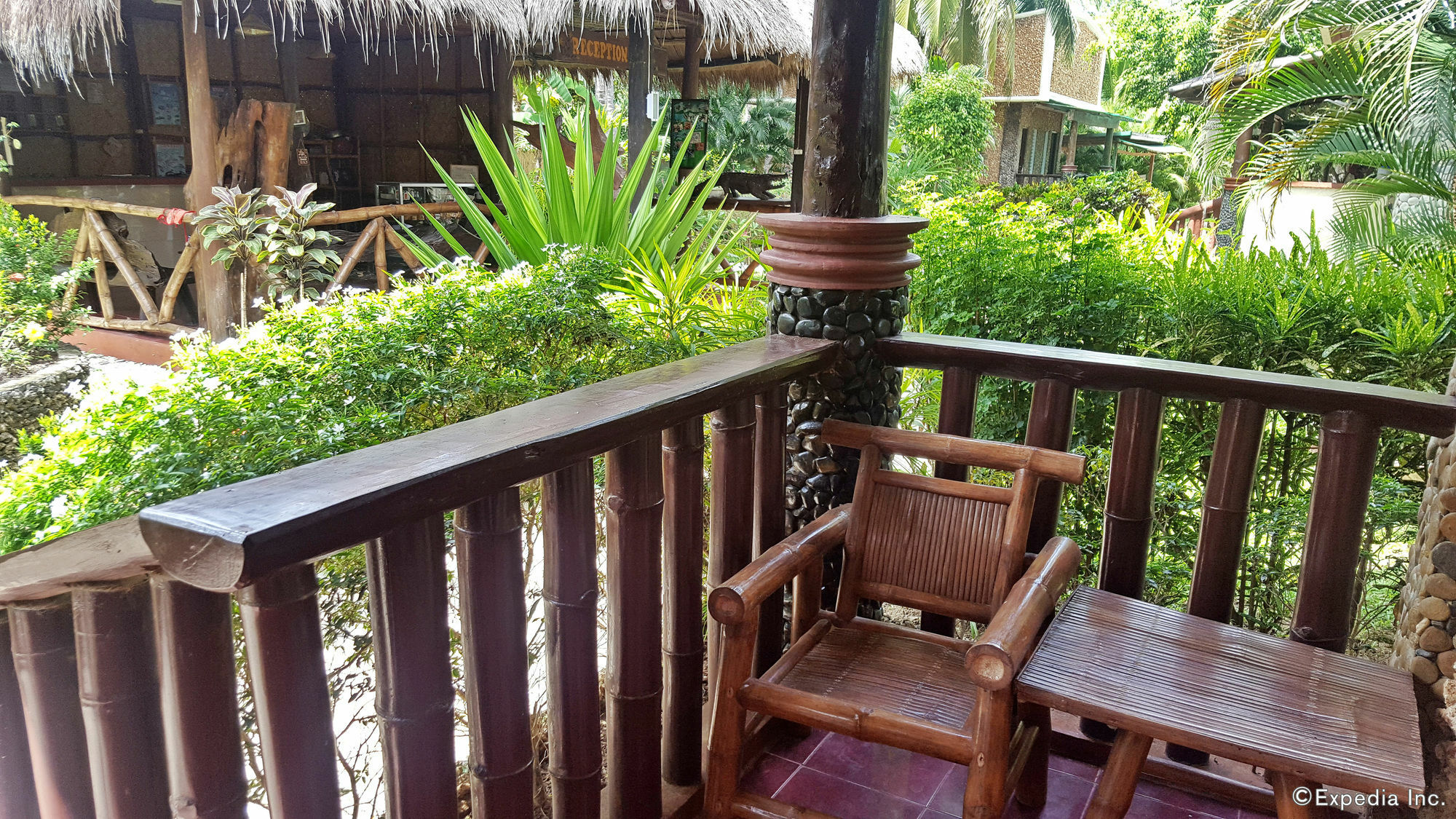 Cooper'S Beach Resort Lucbuan Kültér fotó